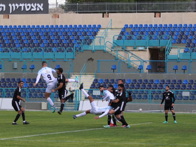 מחצית בשליטה קלה של אום אל פחם (דאפר מחאמיד)